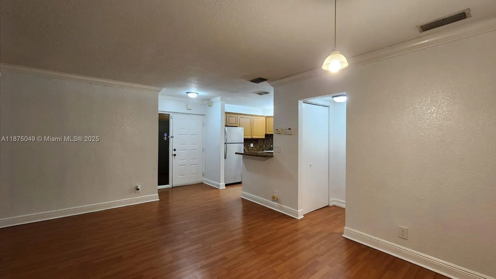 3860 Coral Tree Cir, #307