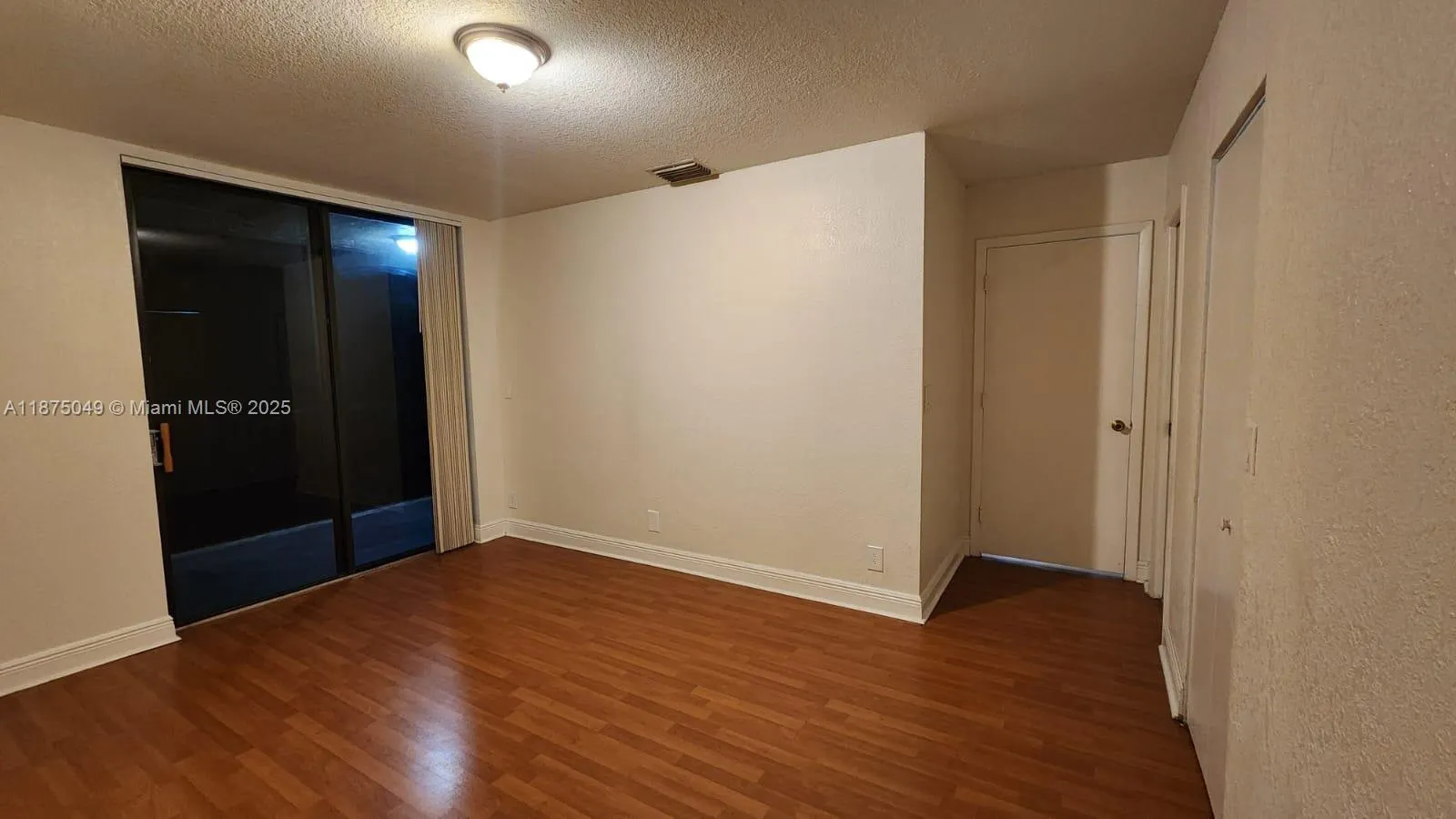 3860 Coral Tree Cir, #307