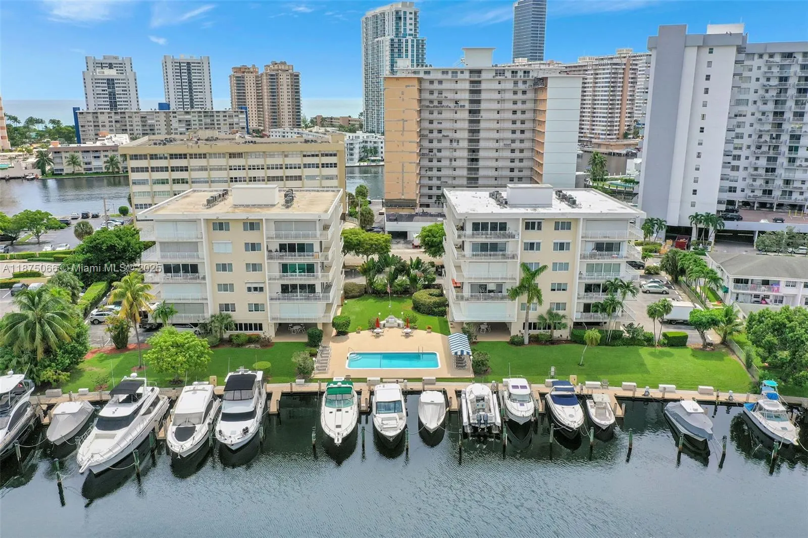 126 Golden Isles Dr, #43A