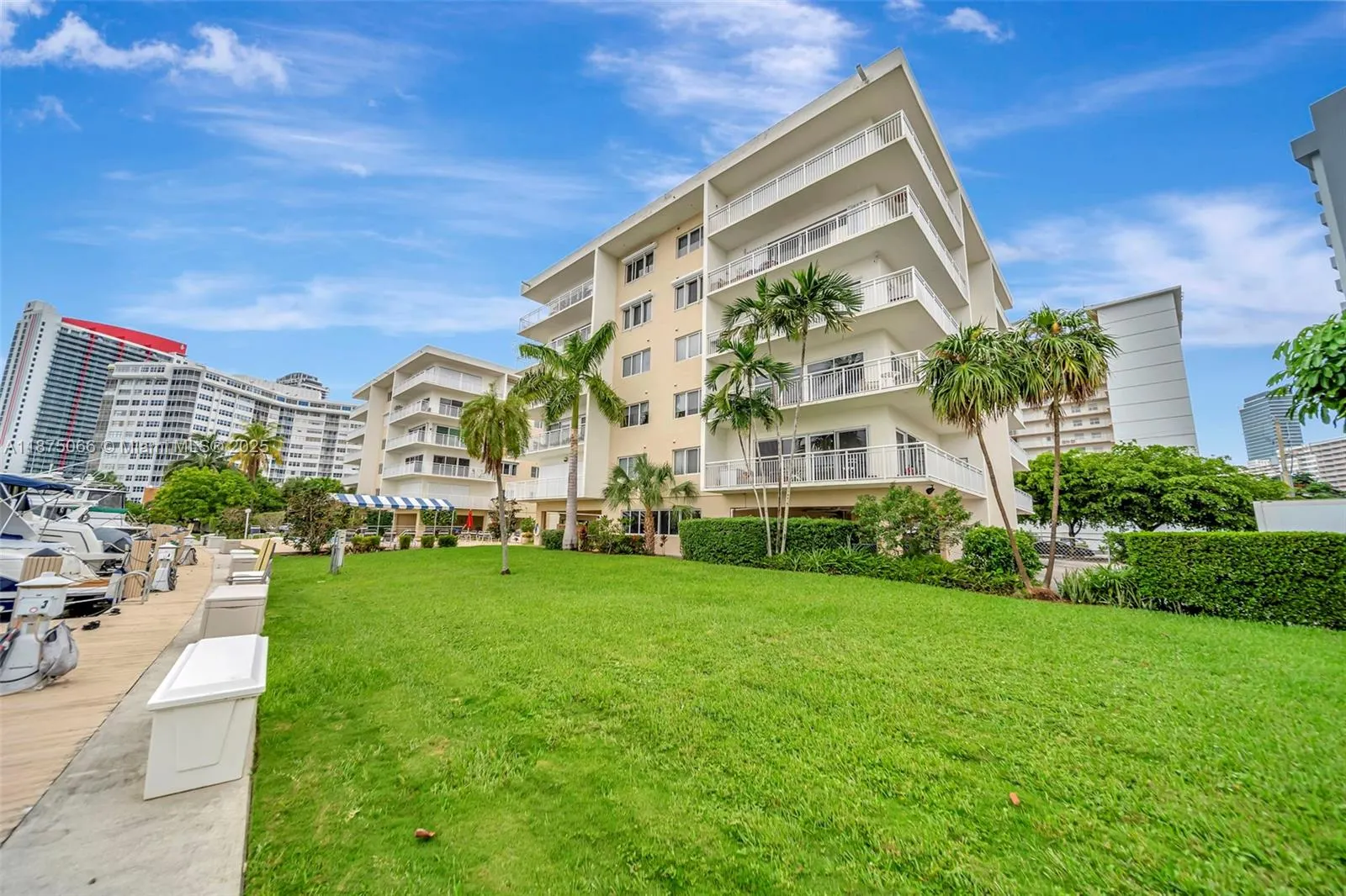 126 Golden Isles Dr, #43A