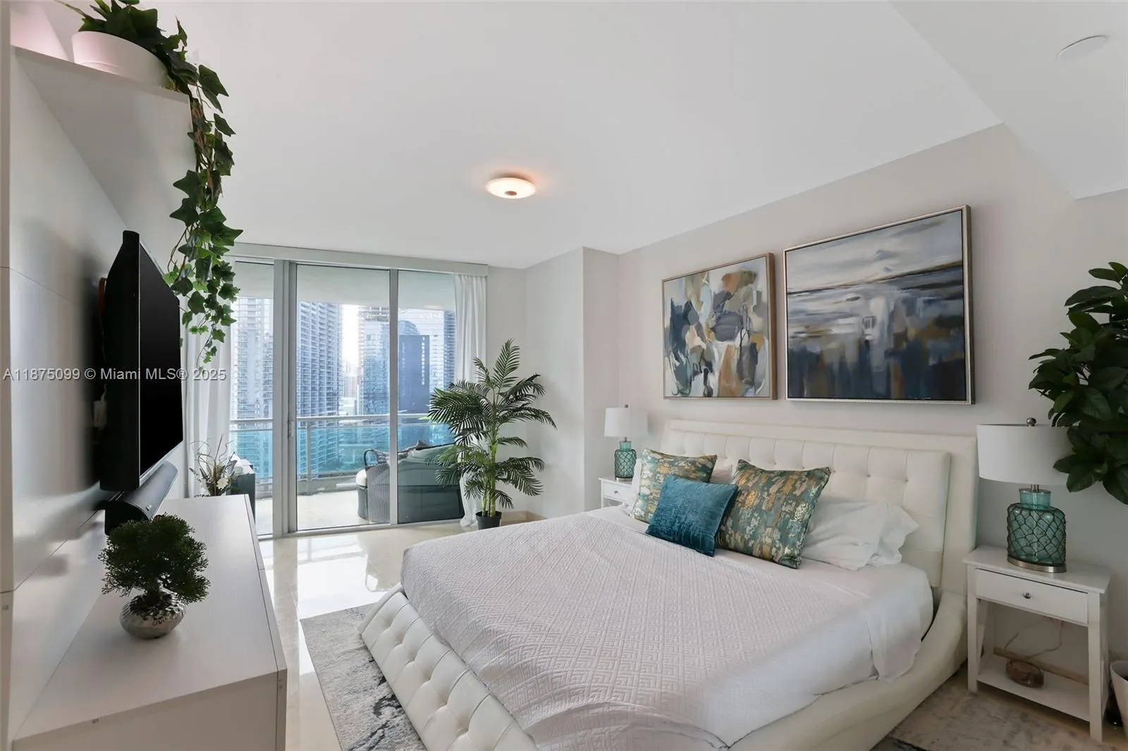 350 S Miami Ave, #3002