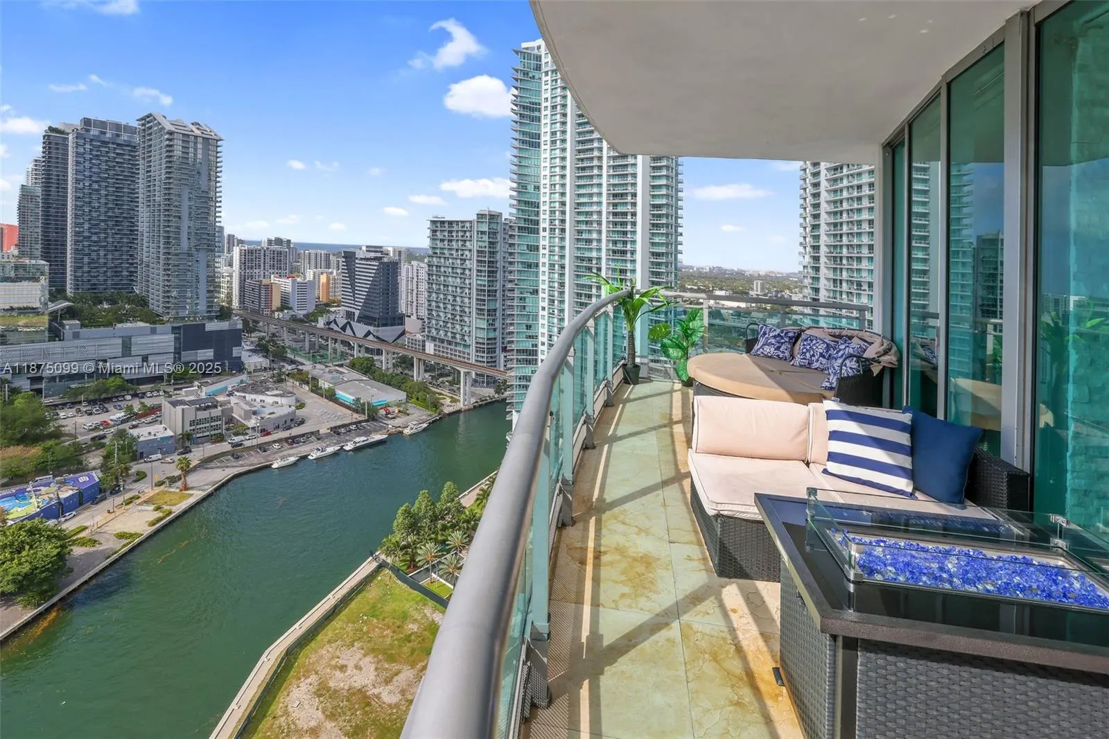 350 S Miami Ave, #3002