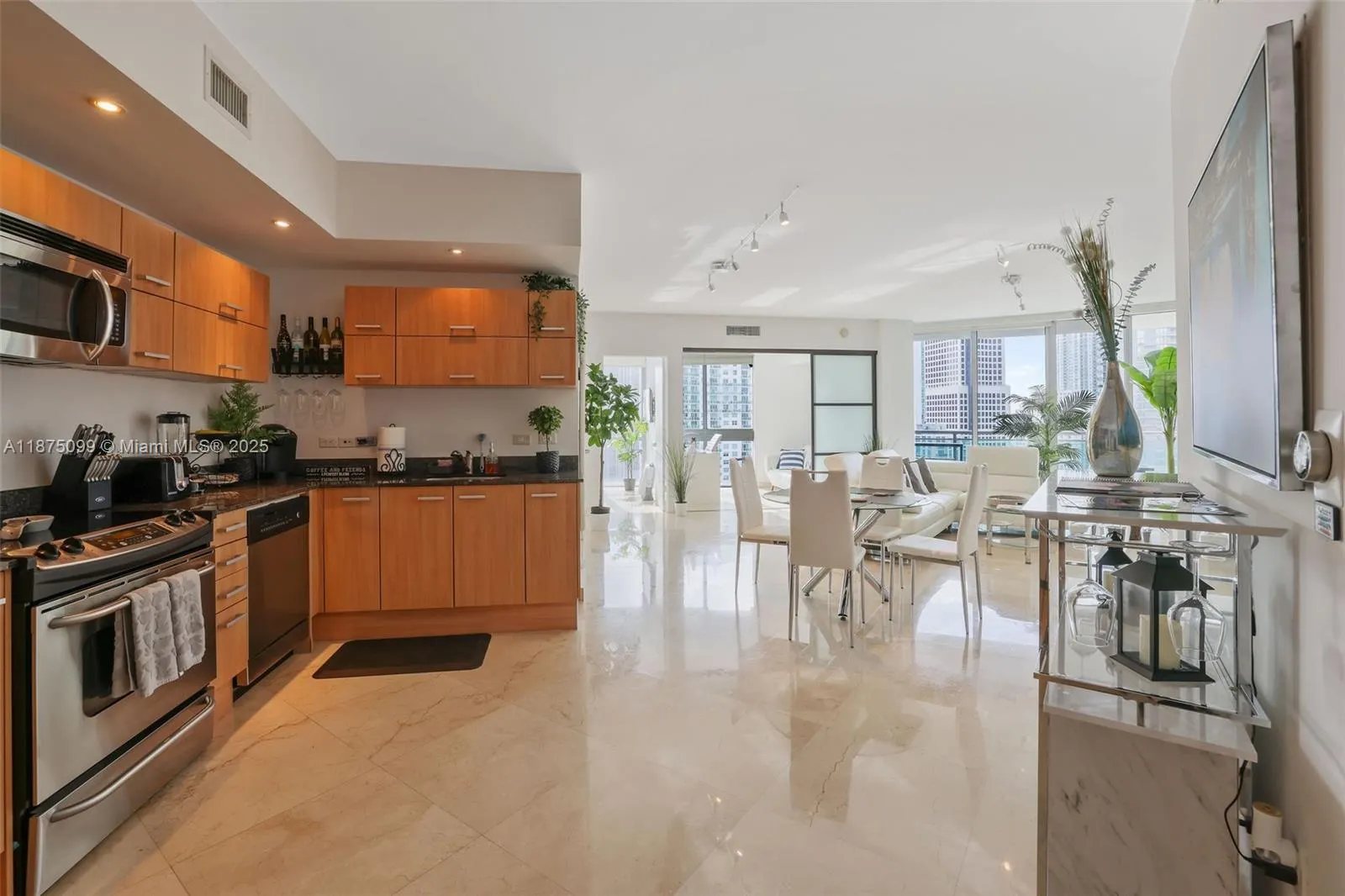 350 S Miami Ave, #3002