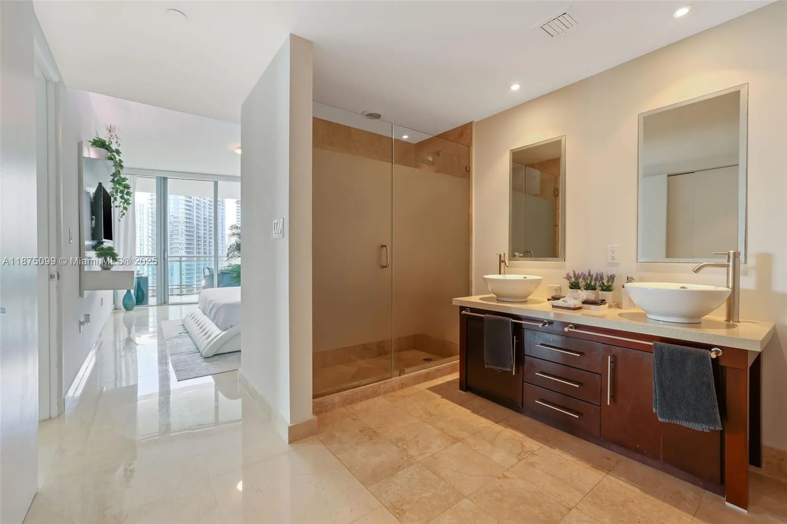 350 S Miami Ave, #3002