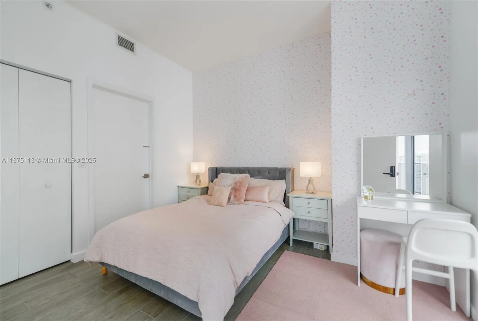 45 SW 9th ST, #4108