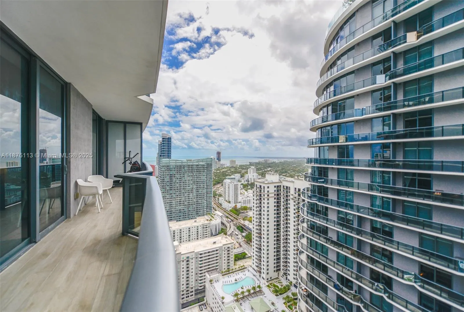 45 SW 9th ST, #4108