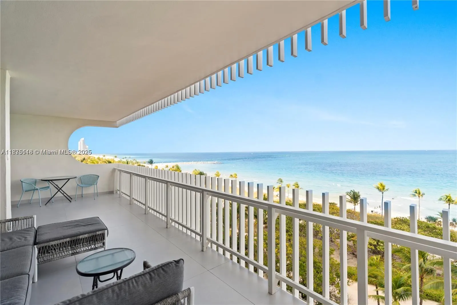 10205 Collins Ave, #608