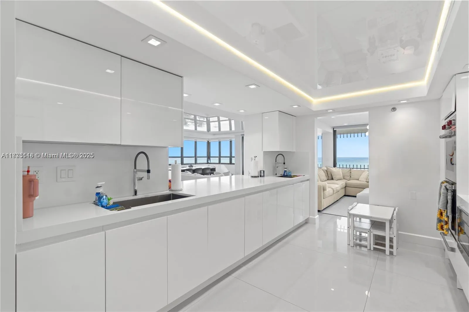 10205 Collins Ave, #608