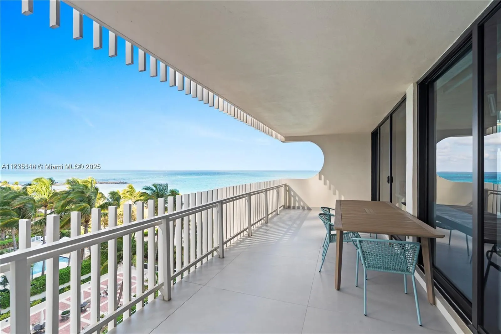 10205 Collins Ave, #608