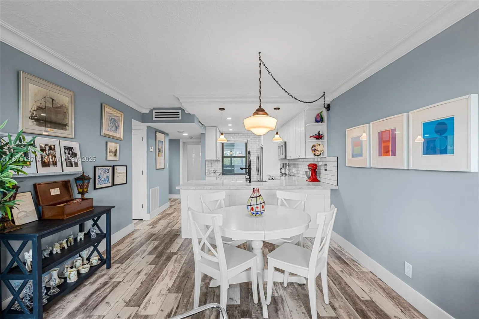 1401 N Riverside Dr, #604