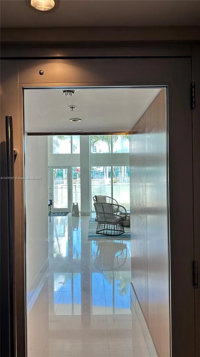 41 SE 5th St, #1104