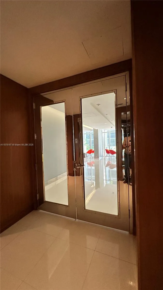 41 SE 5th St, #1104