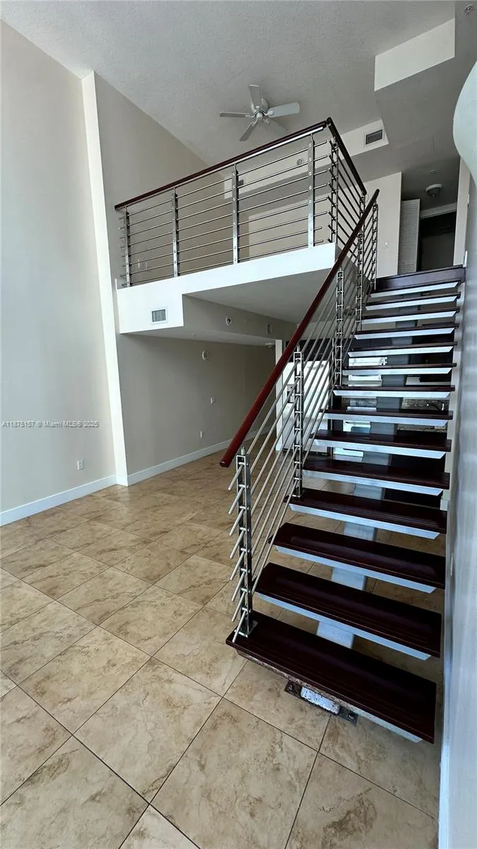 41 SE 5th St, #1104