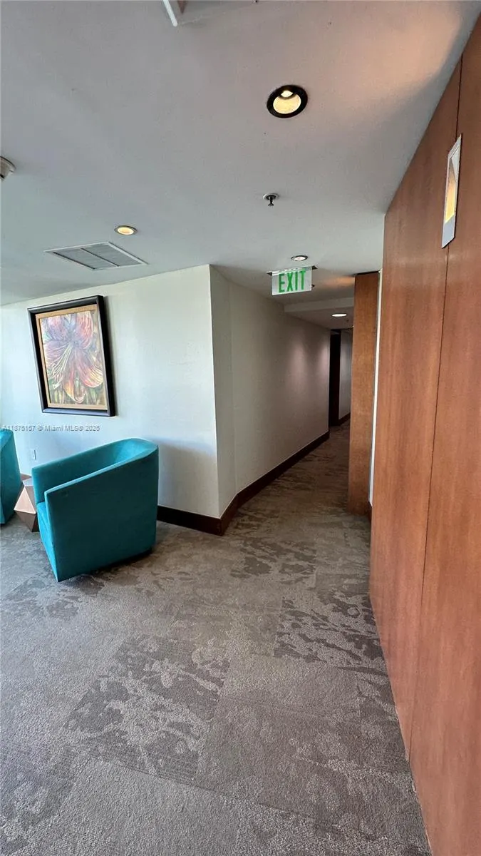41 SE 5th St, #1104