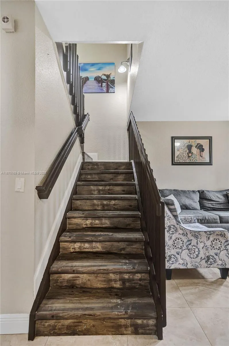 3237 NW 32nd Ter