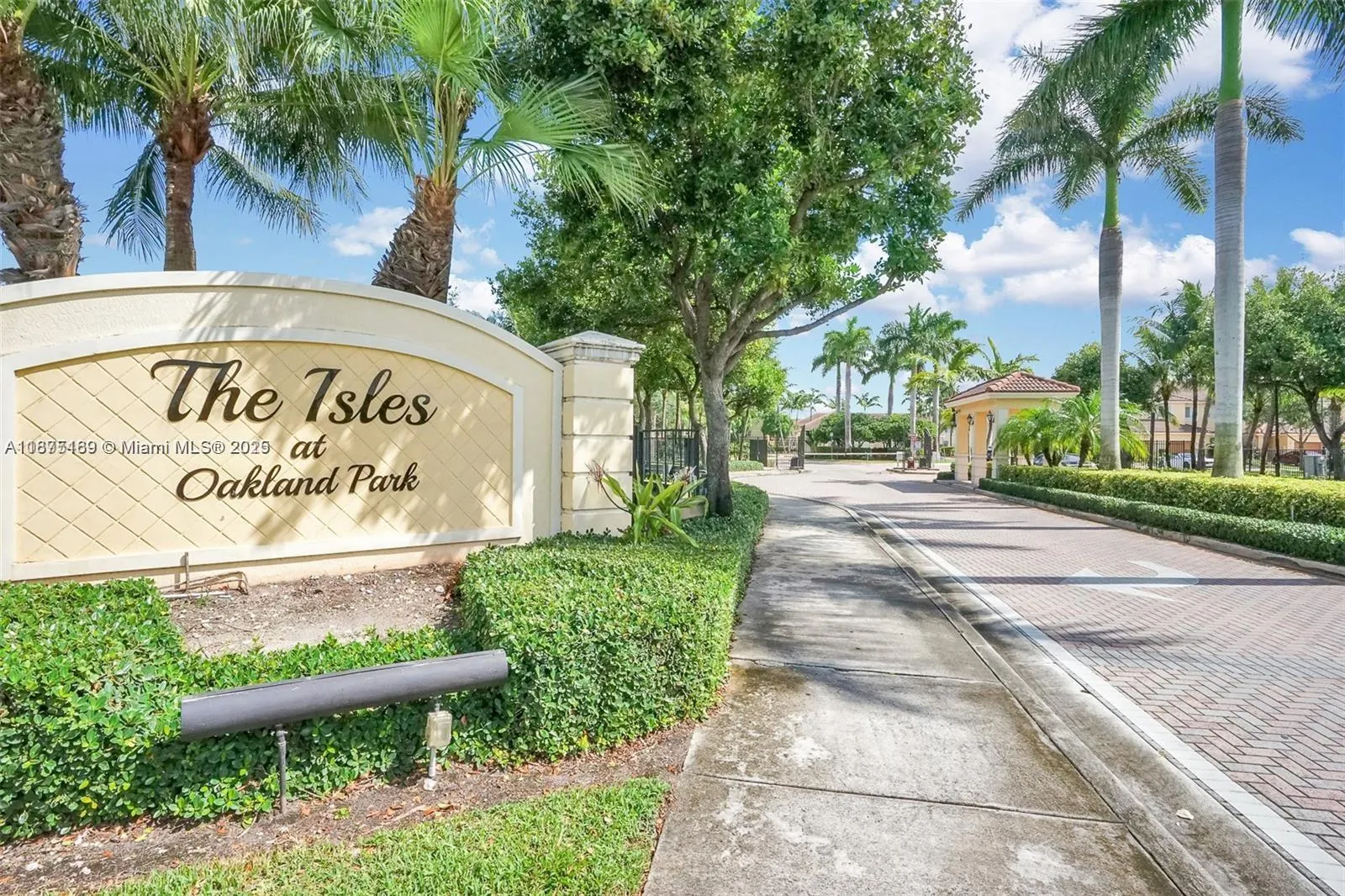3237 NW 32nd Ter