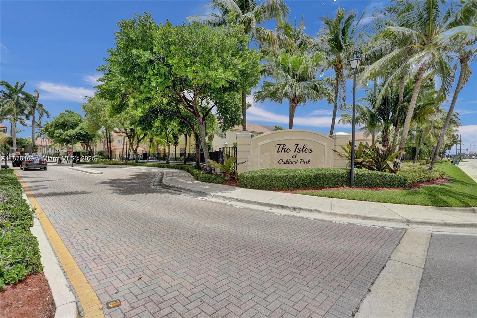 3237 NW 32nd Ter