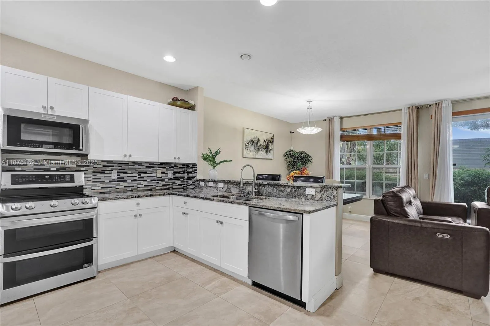 3237 NW 32nd Ter