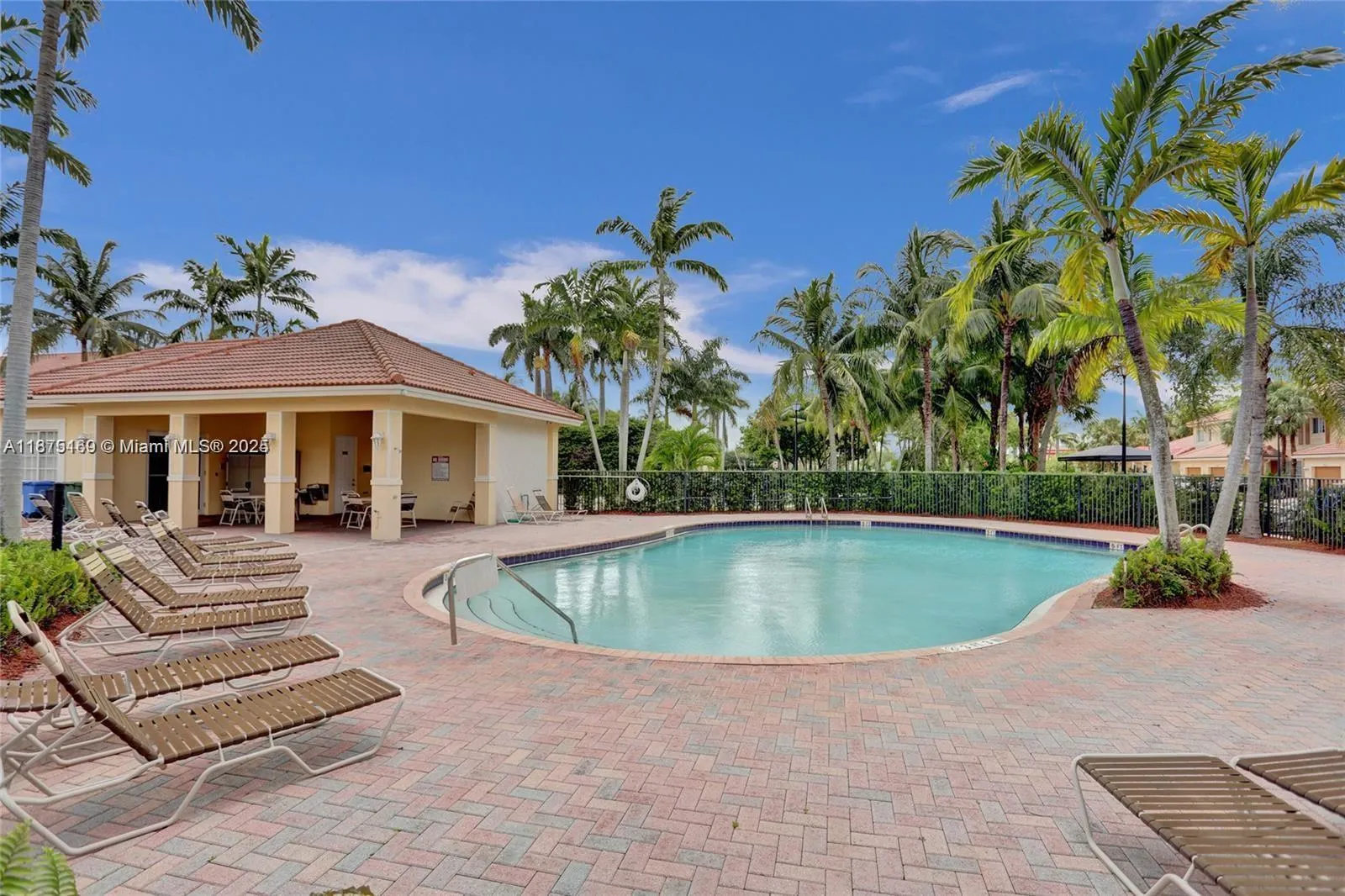 3237 NW 32nd Ter