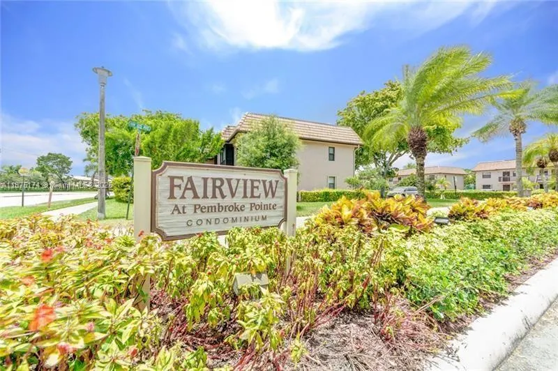 10600 NW 10th St, #106