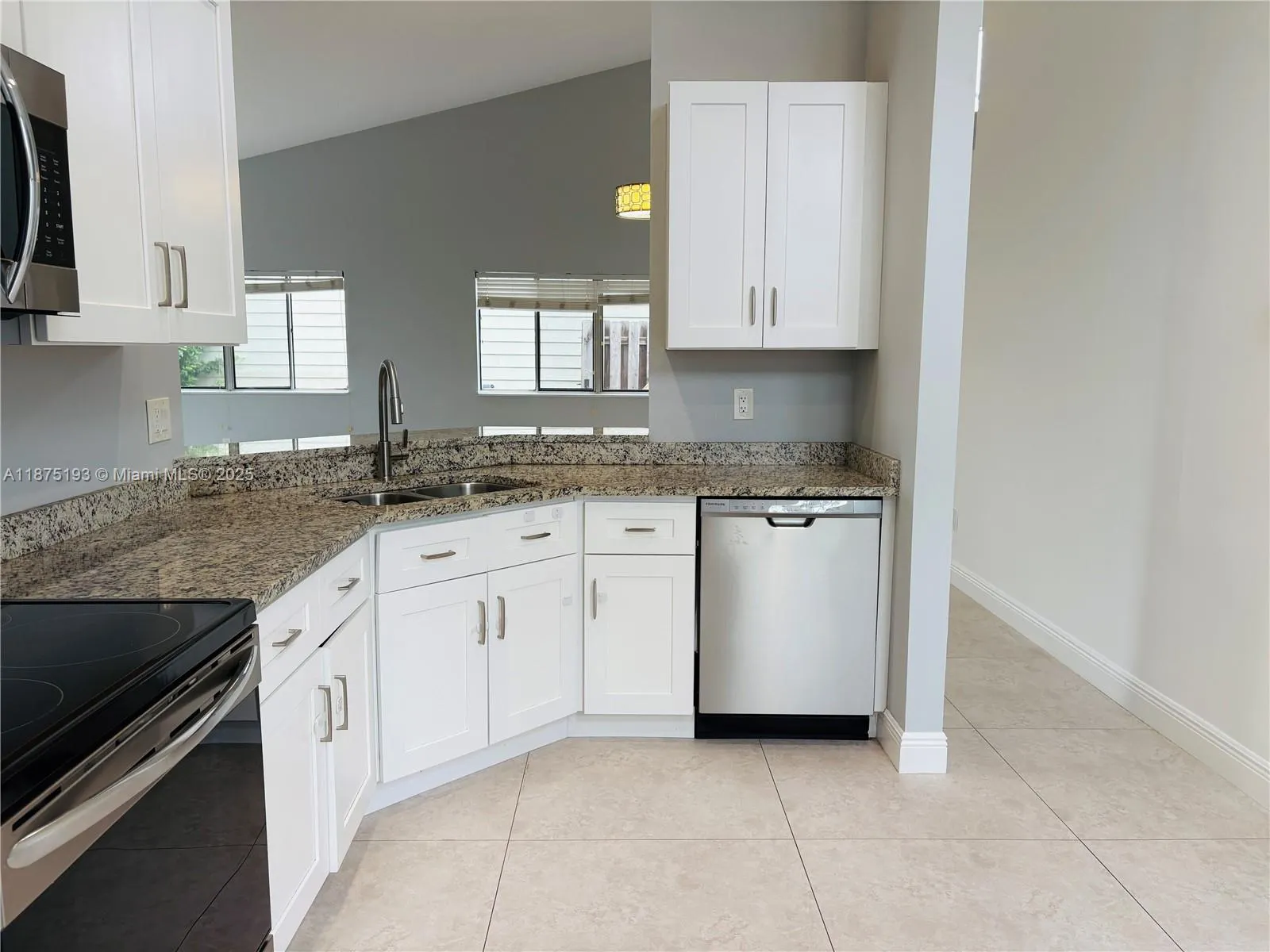 8579 Dynasty Dr, #8579