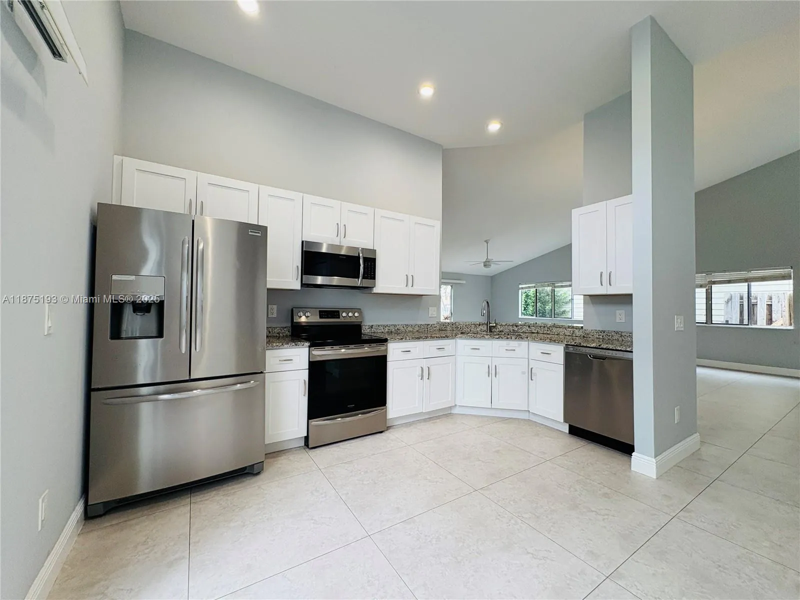 8579 Dynasty Dr, #8579