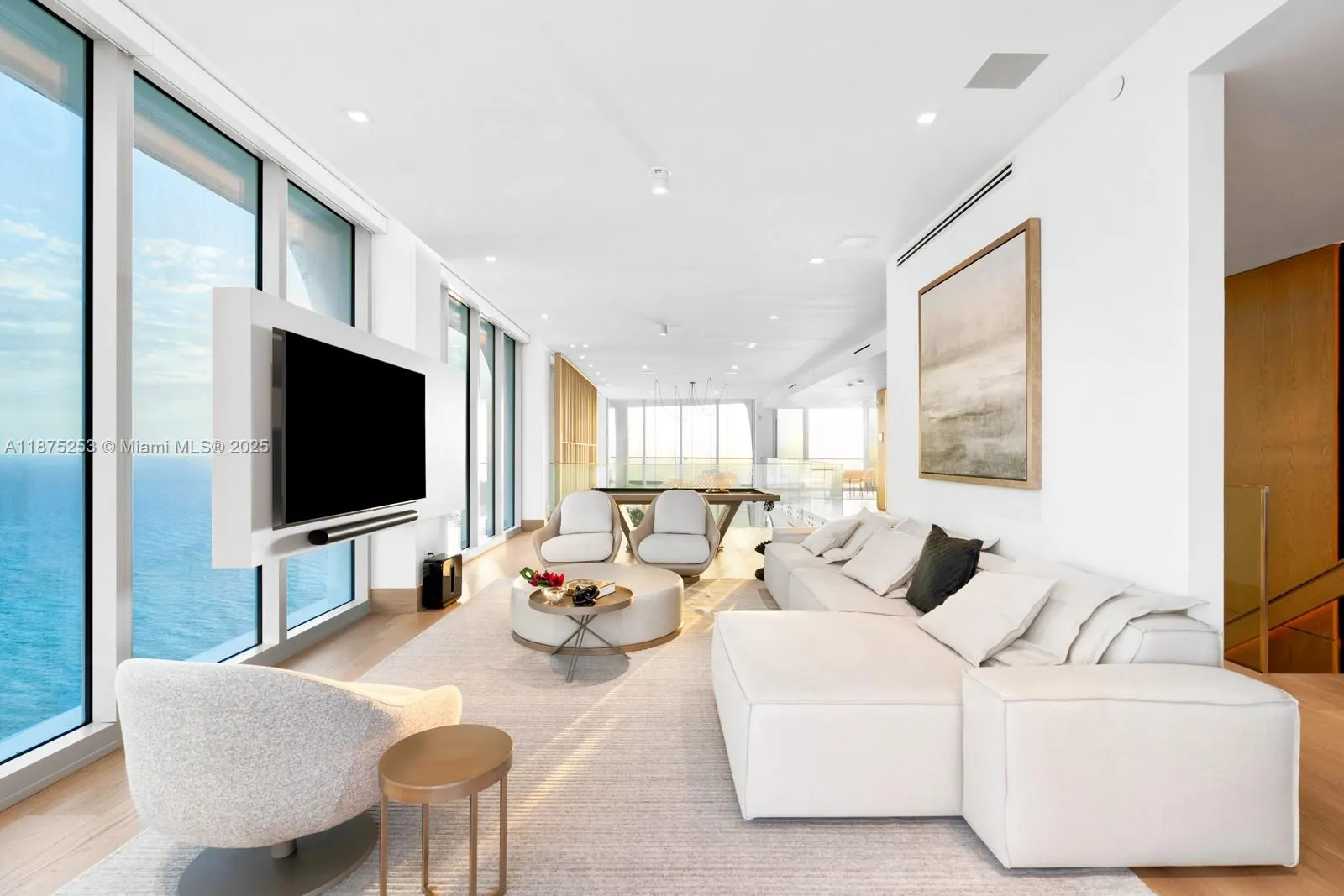 16901 Collins Ave, #5105