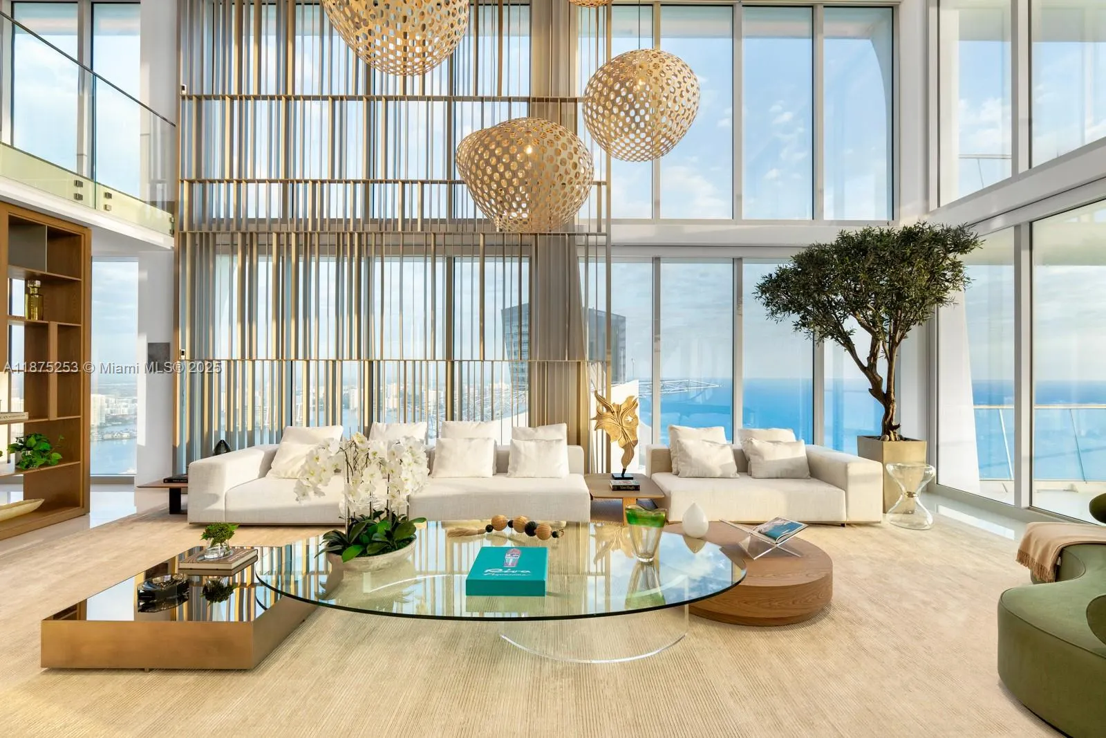 16901 Collins Ave, #5105