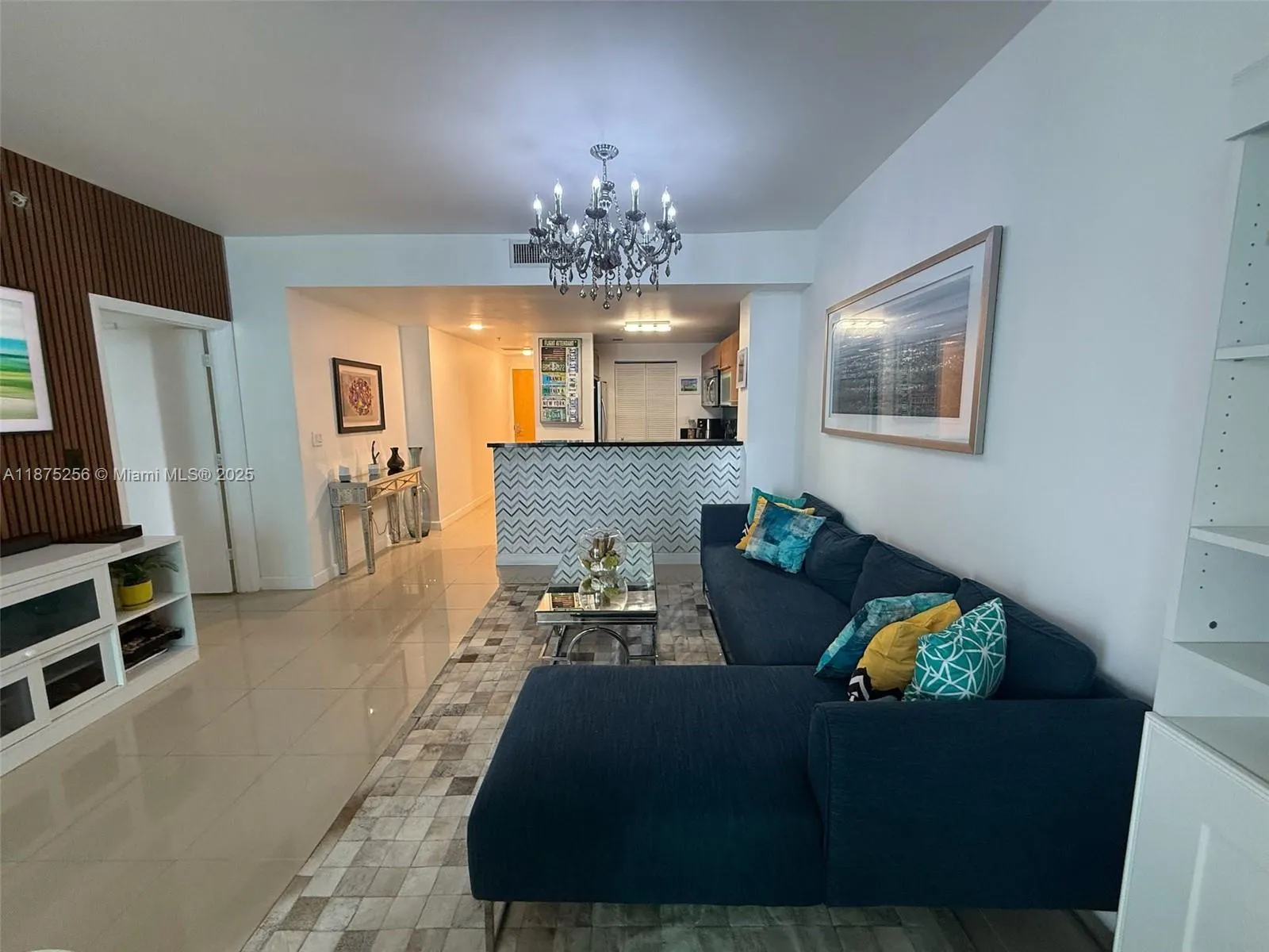 253 NE 2nd St, #1506