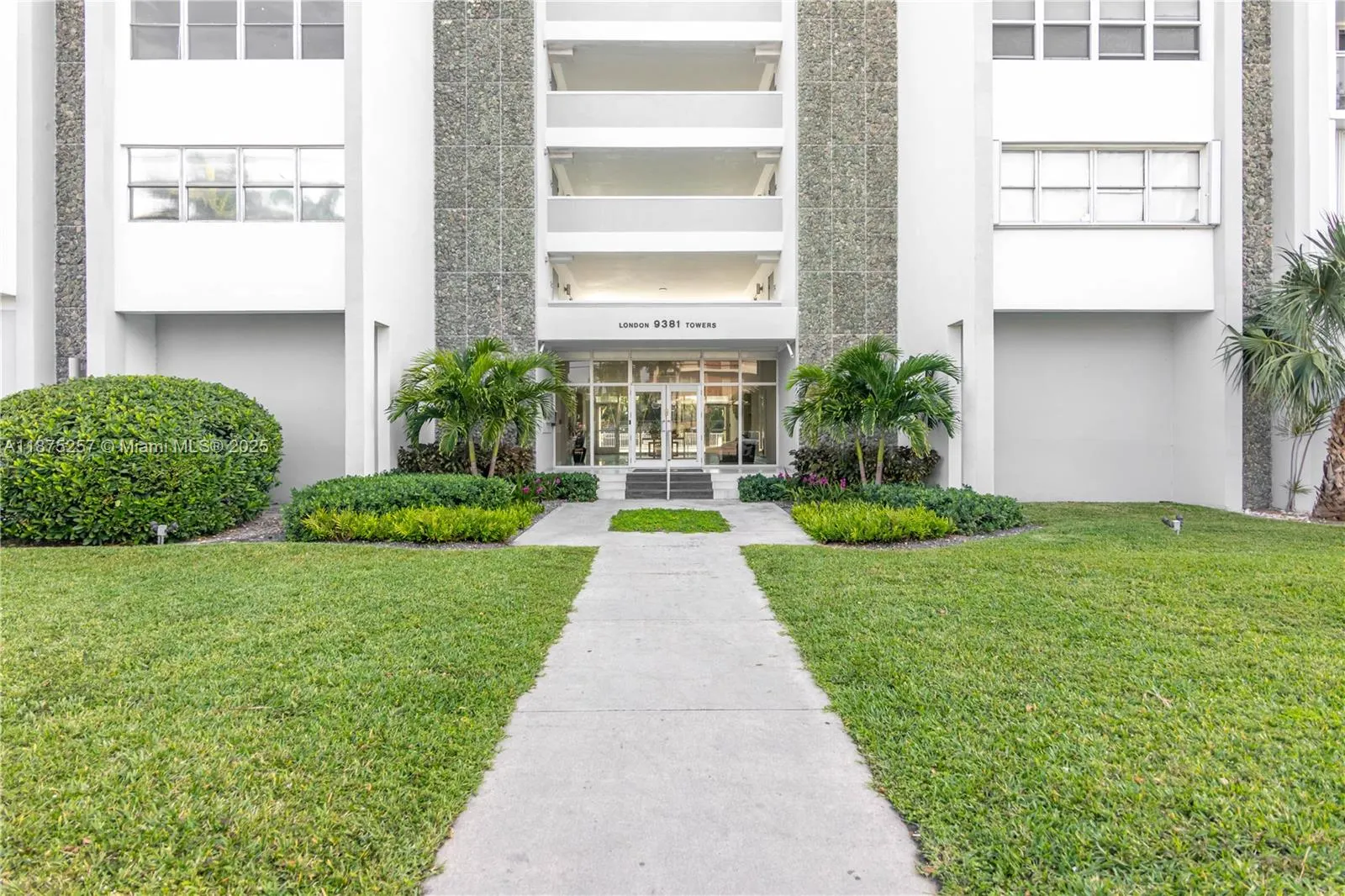 9381 E Bay Harbor Dr, #501S