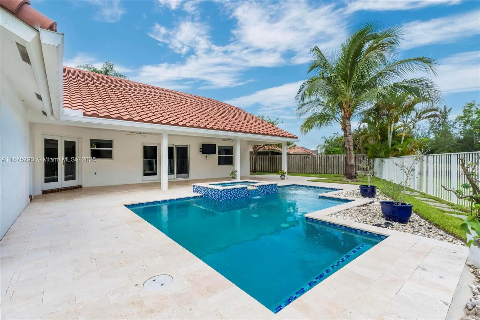 10901 NW 18th Dr
