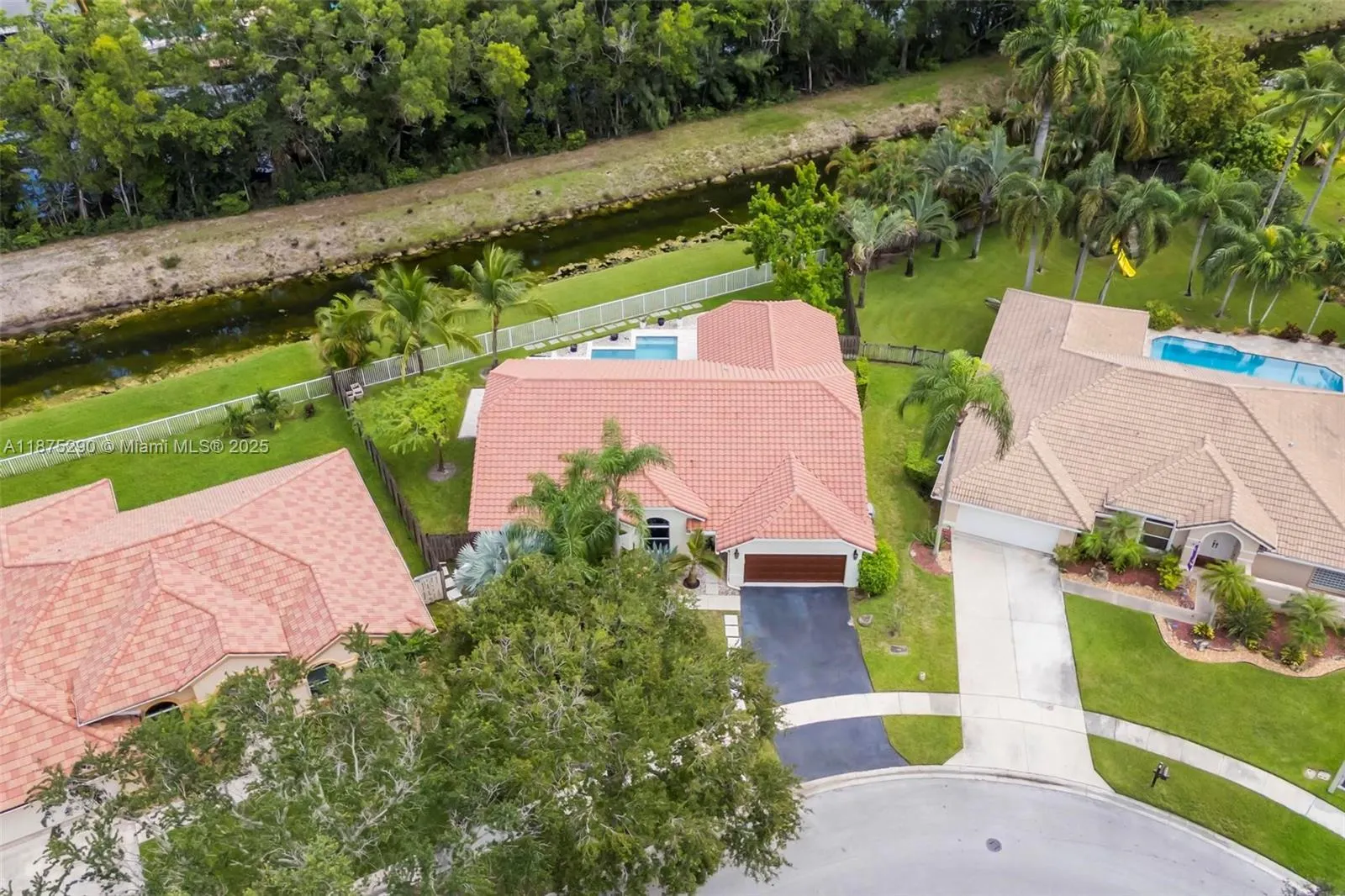 10901 NW 18th Dr