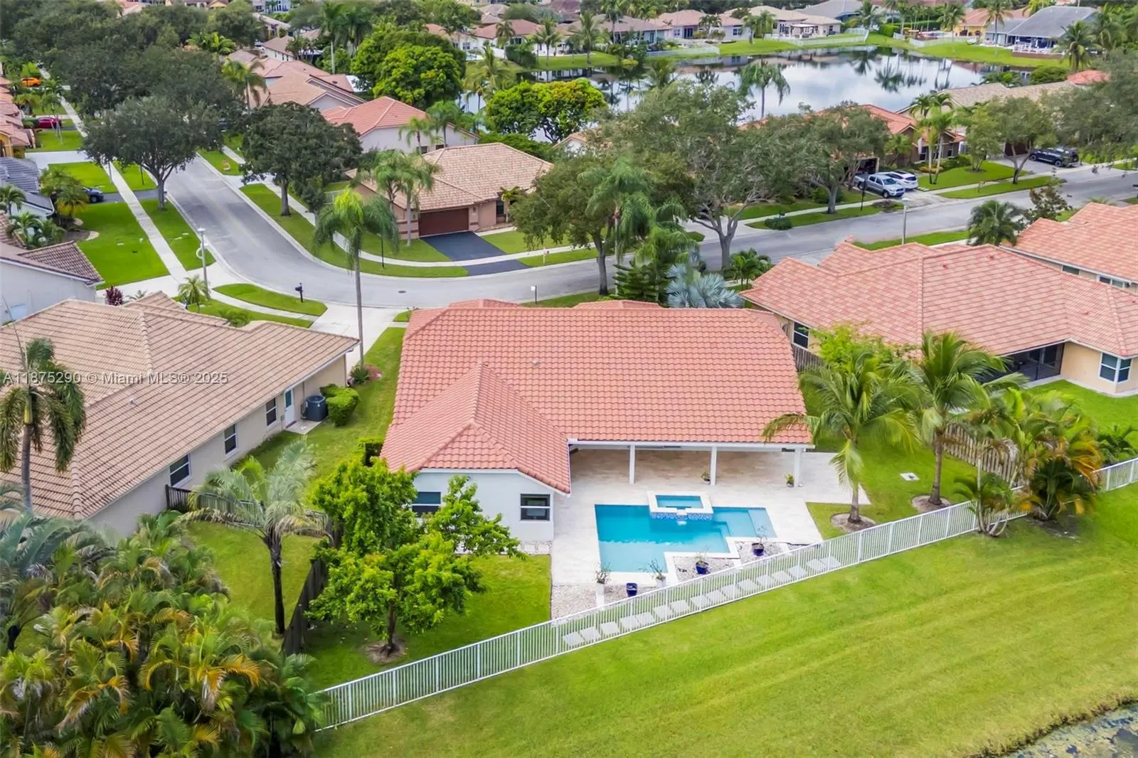 10901 NW 18th Dr