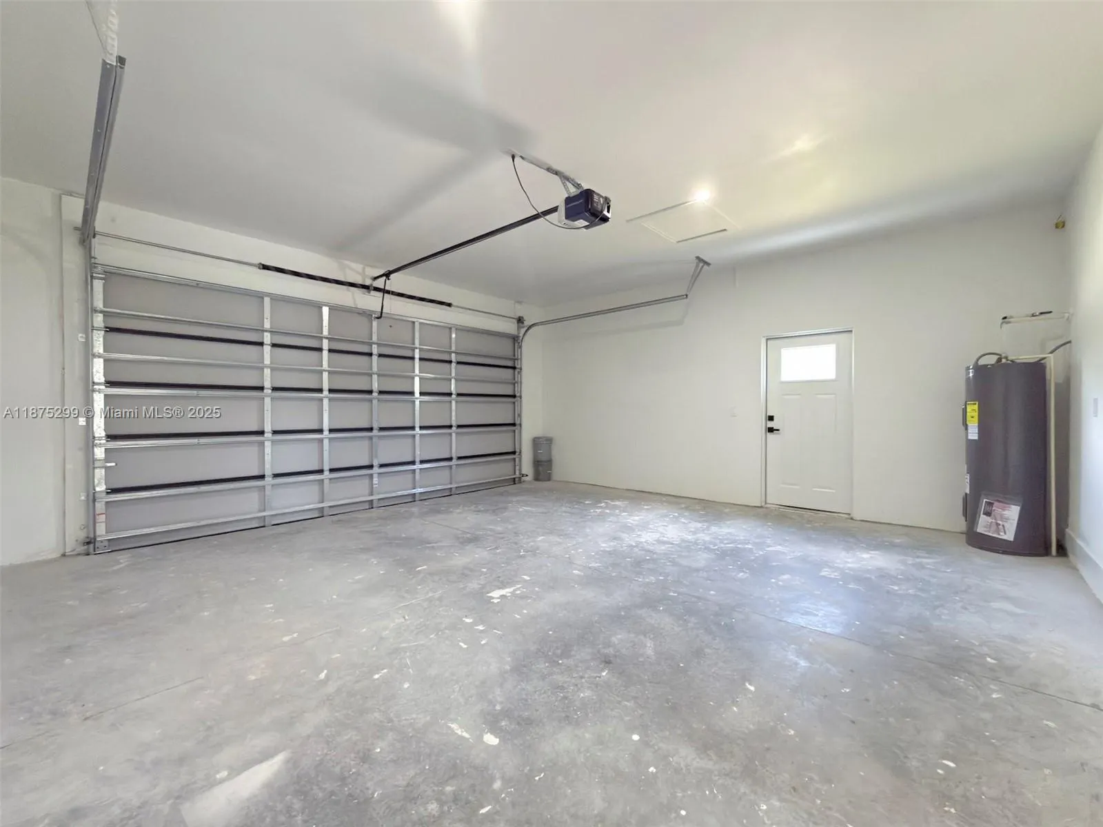 1416 W DESOTO AVE