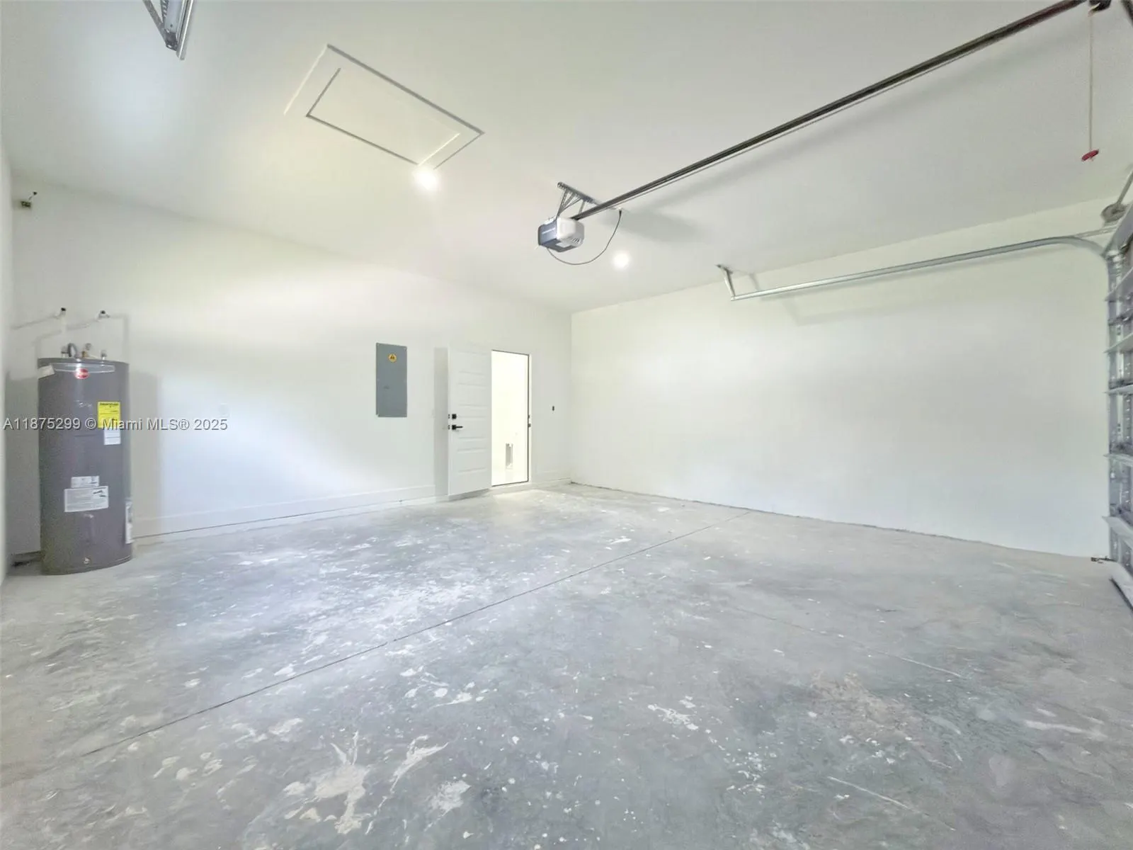 1416 W DESOTO AVE