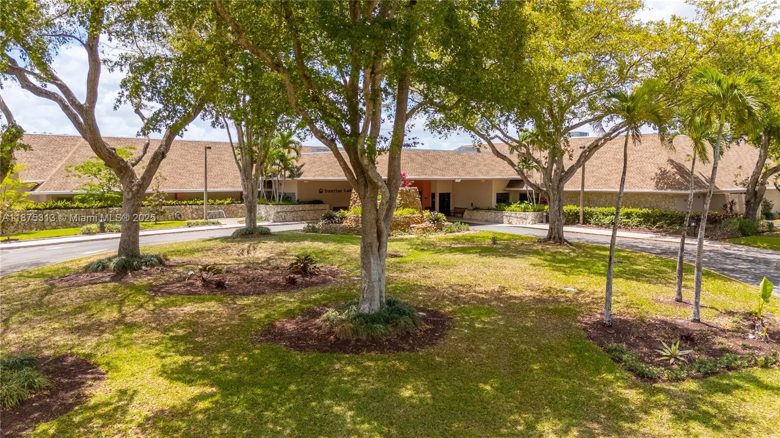 8950 Sunrise Lakes Blvd, #309