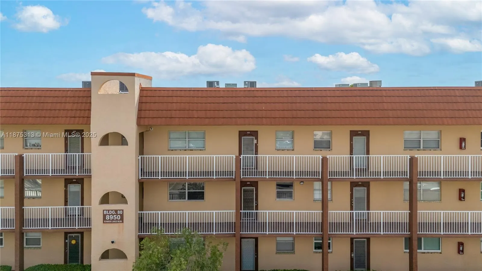8950 Sunrise Lakes Blvd, #309