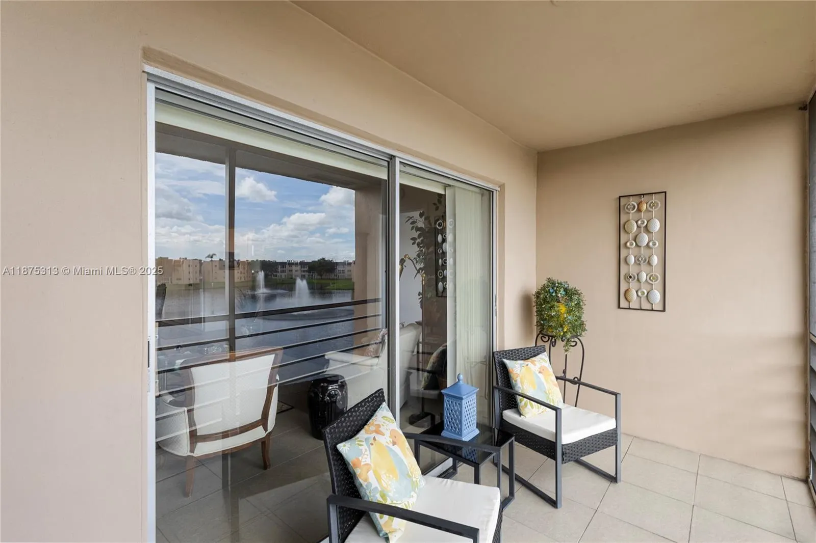 8950 Sunrise Lakes Blvd, #309