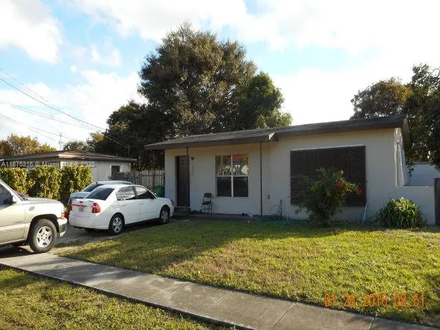 800 NW 33rd Ave