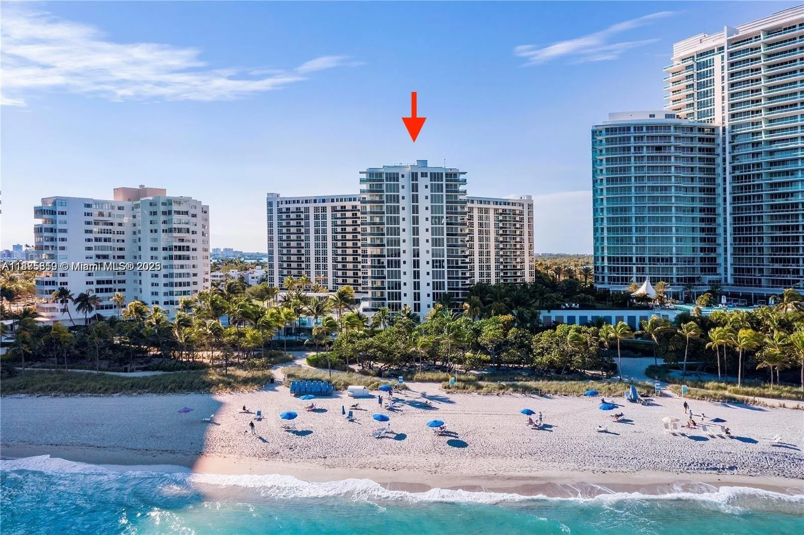 10275 Collins Ave, #526