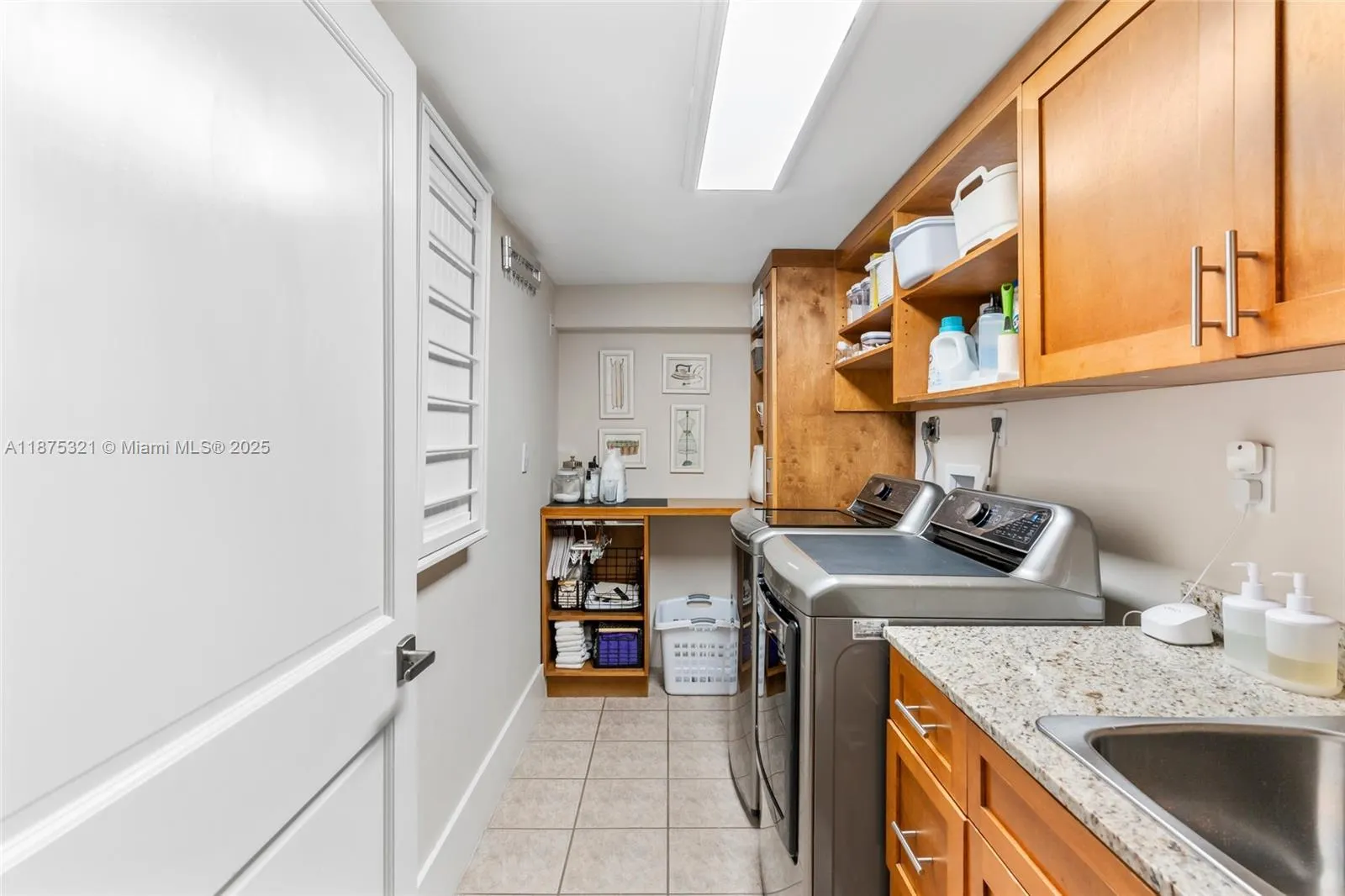 451 Ridge Rd