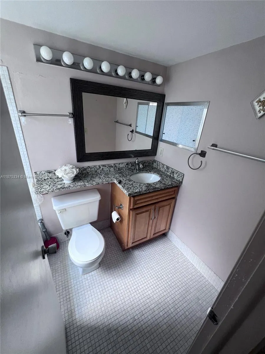 418 Sheffield Q, #418