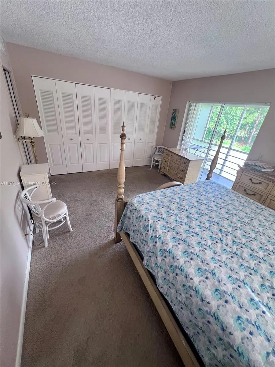 418 Sheffield Q, #418