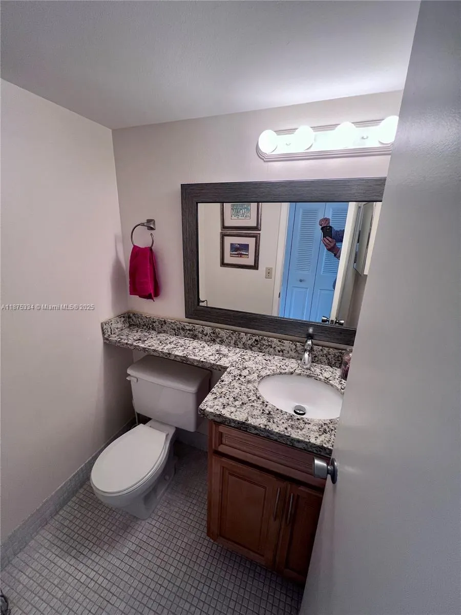 418 Sheffield Q, #418