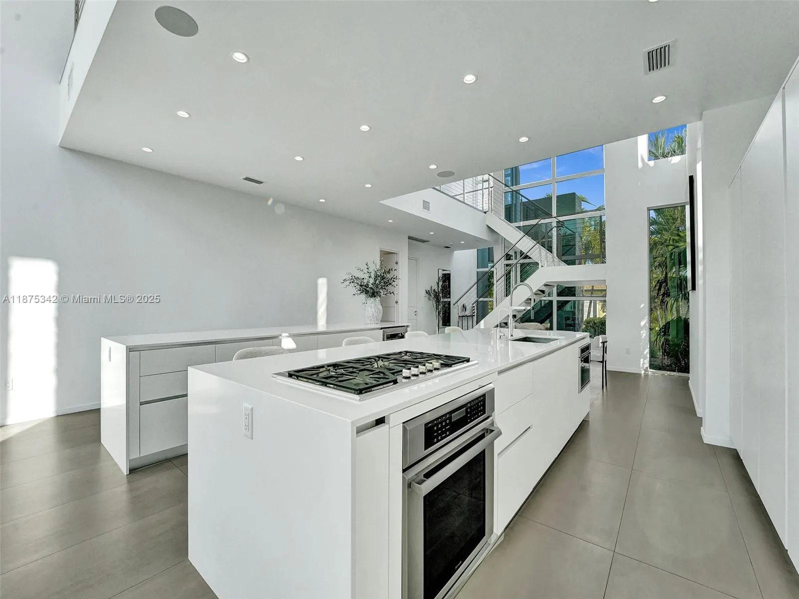 2217 NE 17th Ter