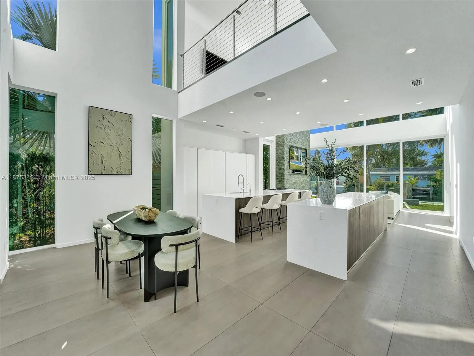 2217 NE 17th Ter