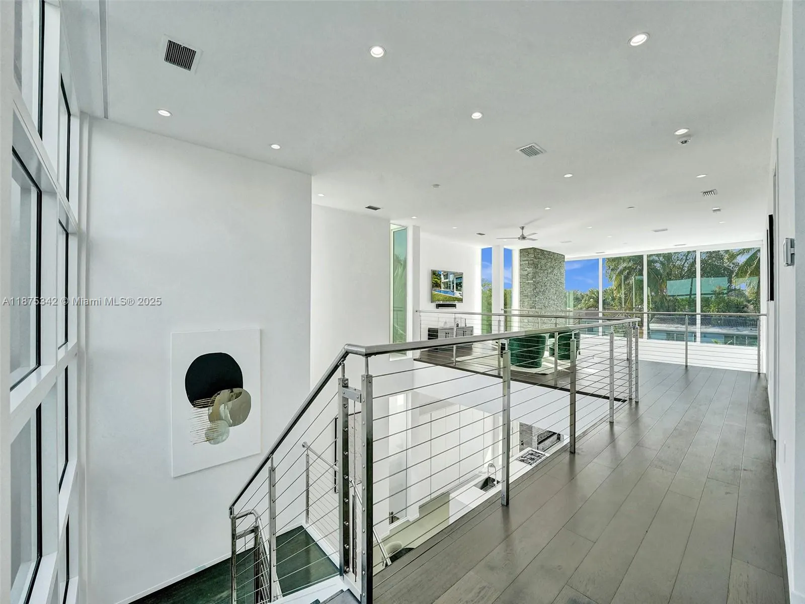 2217 NE 17th Ter