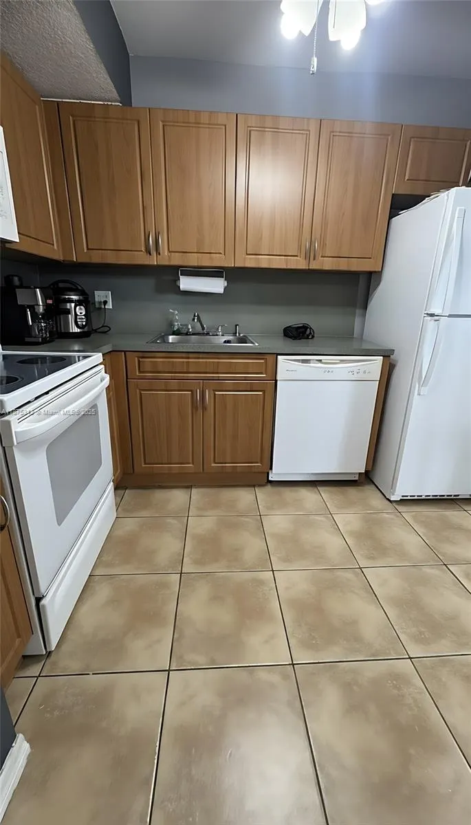 6656 SW 116th Ct, #513