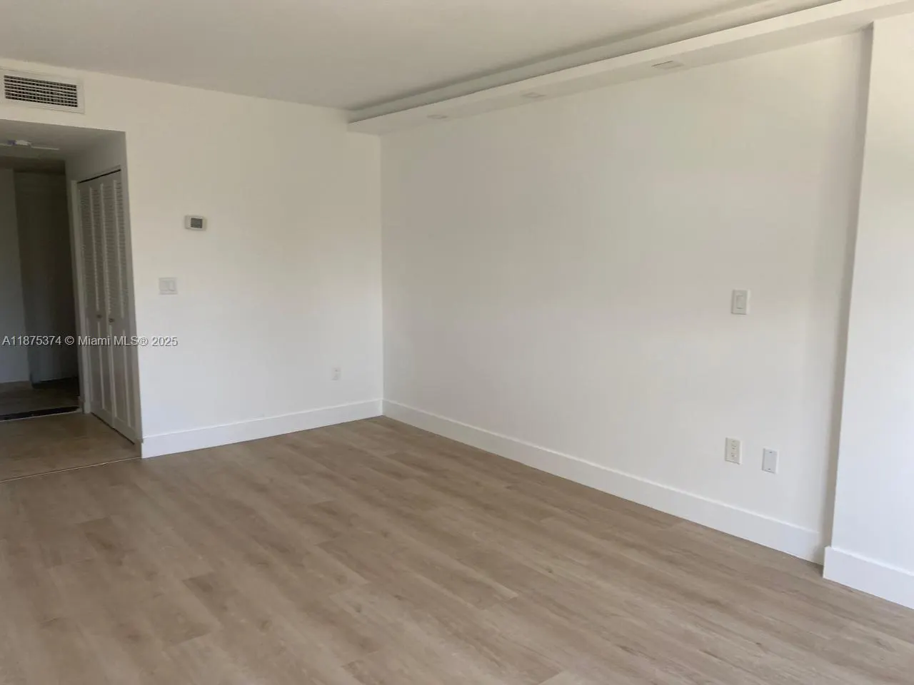 500 Bayview Dr, #230