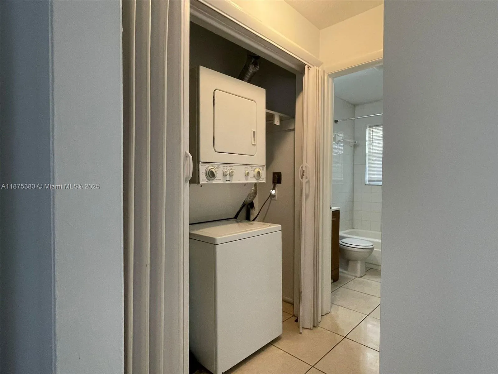 4951 Wedgewood Way, #6